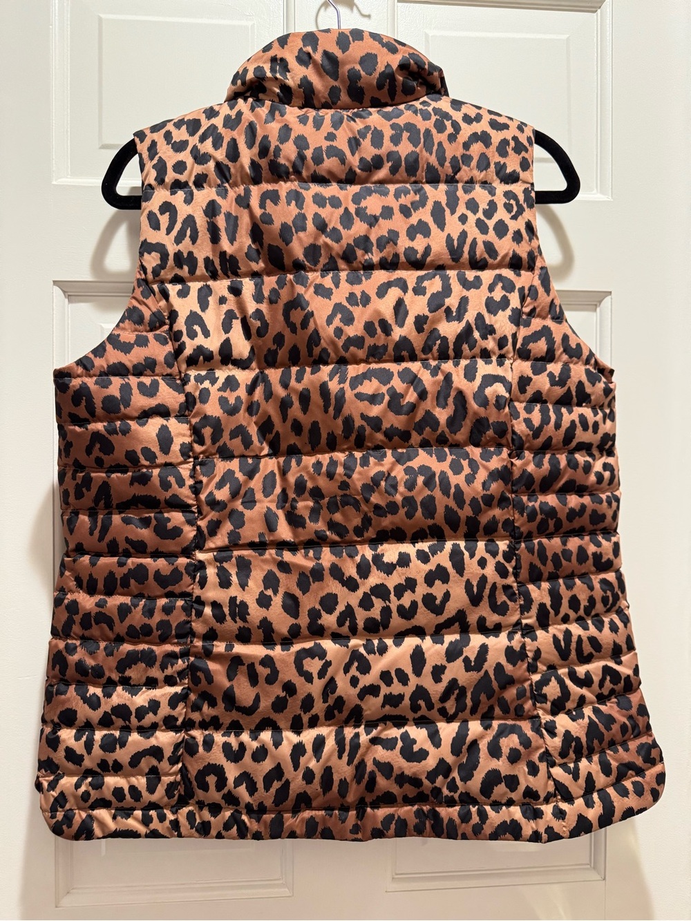 Lands' End Women’s Leopard Print Puffer Vest - Brown/Black - Picture 5 of 5